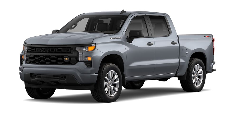 Chevrolet Silverado Turbo 2025, camioneta de trabajo en color gris mate